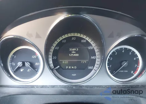 2011 Mercedes-Benz C 300 Luxury 4Matic/Sport 4Matic z USA, uszkodzony, nr VIN WDDGF8BB4BR182686